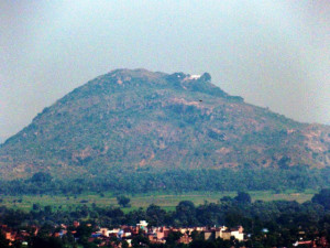 full-view-of-ramshila-hill